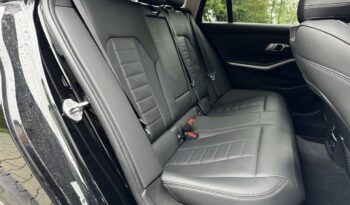 BMW Seria 3 | 4×4 (stały) | Automatyczna | 190 KM | Czarny full