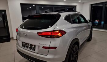 HYUNDAI Tucson  | FWD (przód) | Manualna | 177 KM | Srebrny full