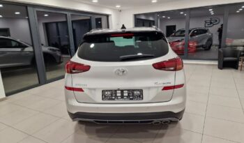 HYUNDAI Tucson  | FWD (przód) | Manualna | 177 KM | Srebrny full