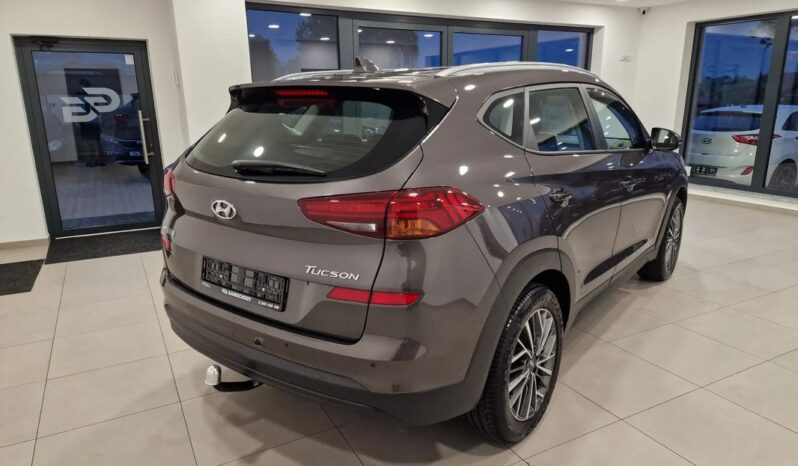 HYUNDAI Tucson  | FWD (przód) | Manualna | 132 KM | Brązowy full