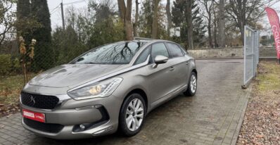 Citroen Ds5  | Fwd (Przód) | Manualna | 150 Km | Złoty