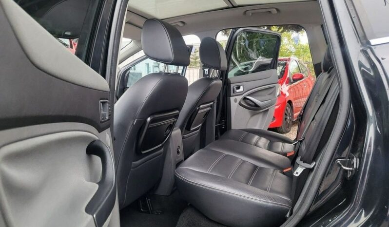 FORD Kuga  | FWD (przód) | Manualna | 136 KM | Czarny full