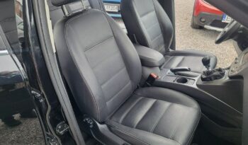 FORD Kuga  | FWD (przód) | Manualna | 136 KM | Czarny full