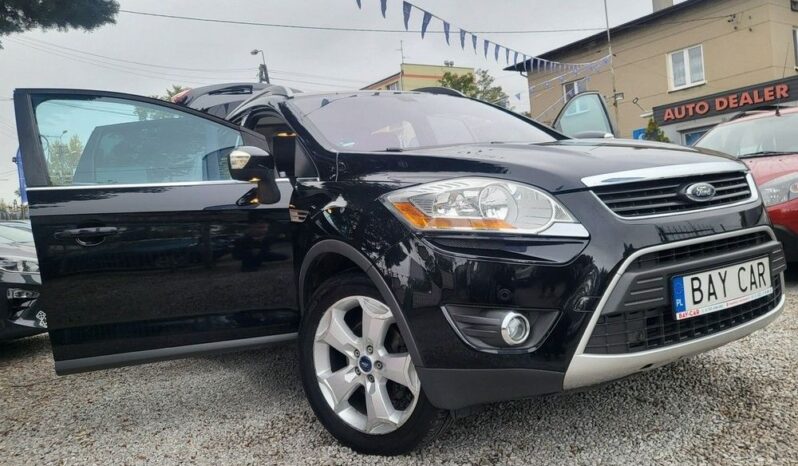 FORD Kuga  | FWD (przód) | Manualna | 136 KM | Czarny full