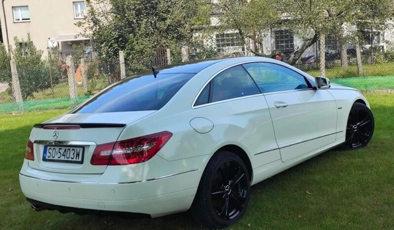MERCEDES-BENZ Klasa E | RWD (tył) | Manualna | 170 KM | Biały full
