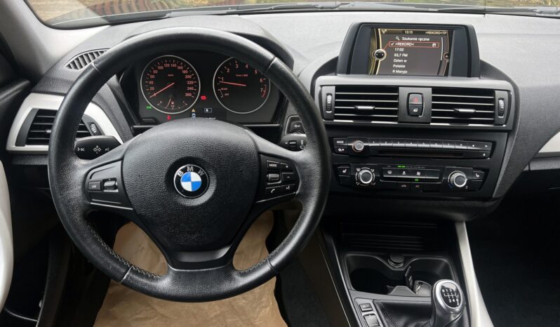 BMW Seria 1  | RWD (tył) | Manualna | 136 KM | Czarny full