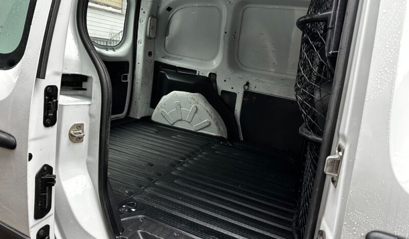 RENAULT Kangoo  | FWD (przód) | Manualna | 90 KM | Biały full