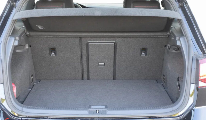 VOLKSWAGEN Golf  | FWD (przód) | Automatyczna | 230 KM | Czarny full