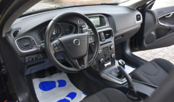 VOLVO V40  | FWD (przód) | Manualna | 120 KM | Czarny full