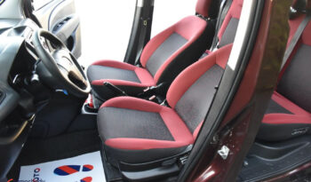 FIAT Doblo  | FWD (przód) | Manualna | 105 KM | Bordowy full
