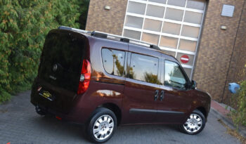 FIAT Doblo  | FWD (przód) | Manualna | 105 KM | Bordowy full
