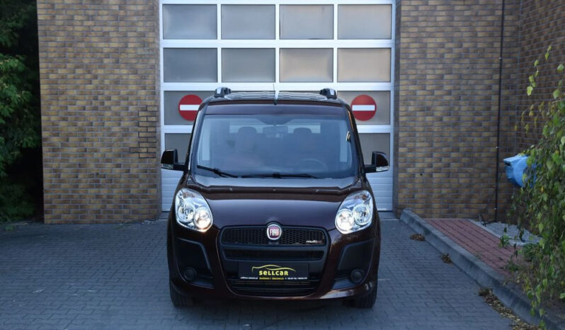 FIAT Doblo  | FWD (przód) | Manualna | 105 KM | Bordowy full