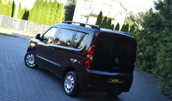 FIAT Doblo  | FWD (przód) | Manualna | 105 KM | Bordowy full