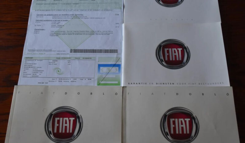 FIAT Doblo  | FWD (przód) | Manualna | 105 KM | Bordowy full