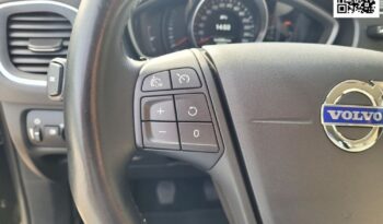 VOLVO V40  | FWD (przód) | Manualna | 115 KM | Czarny full