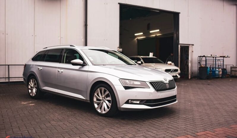 SKODA Superb  | FWD (przód) | Automatyczna | 150 KM | Srebrny full