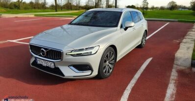 Volvo V60  | Fwd (Przód) | Automatyczna | 190 Km | Inny Kolor