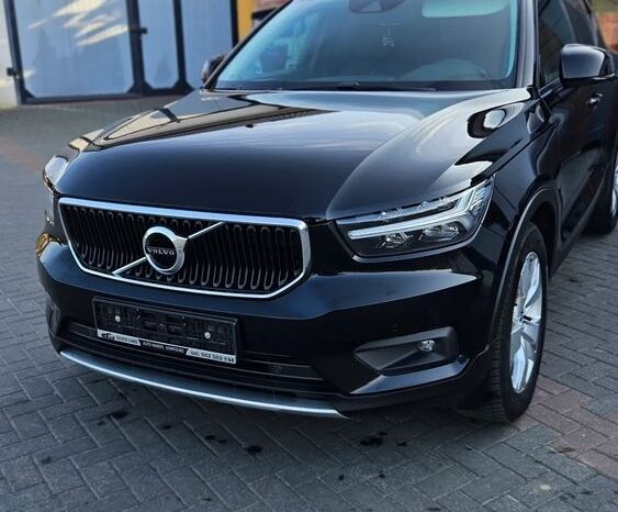 VOLVO XC 40 | FWD (przód) | Automatyczna | 149 KM | Czarny full