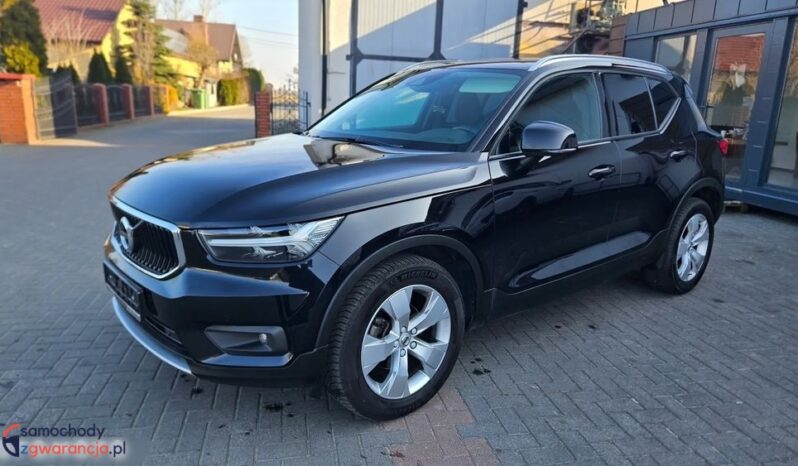 VOLVO XC 40 | FWD (przód) | Automatyczna | 149 KM | Czarny full