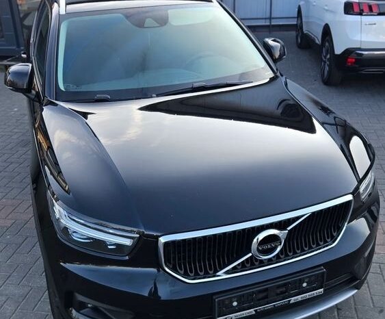 VOLVO XC 40 | FWD (przód) | Automatyczna | 149 KM | Czarny full