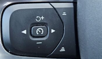 VOLVO XC 40 | FWD (przód) | Automatyczna | 149 KM | Czarny full