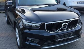 VOLVO XC 40 | FWD (przód) | Automatyczna | 149 KM | Czarny full