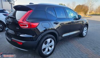 VOLVO XC 40 | FWD (przód) | Automatyczna | 149 KM | Czarny full