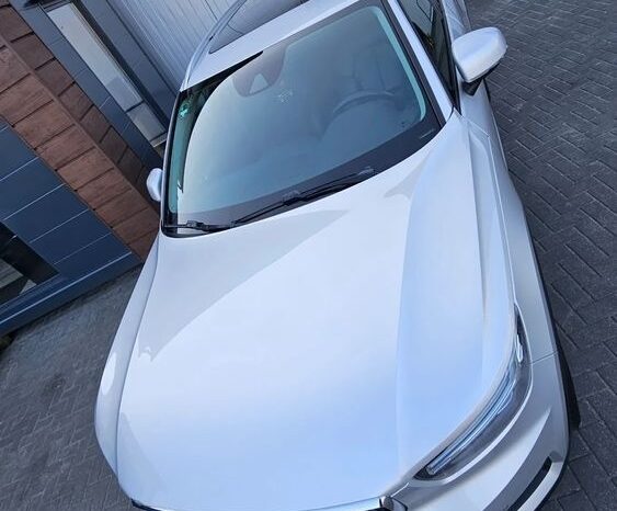 VOLVO XC 40 | FWD (przód) | Automatyczna | 149 KM | Srebrny full