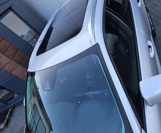 VOLVO XC 40 | FWD (przód) | Automatyczna | 149 KM | Srebrny full