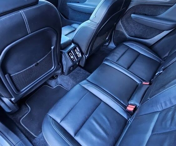 VOLVO XC 40 | FWD (przód) | Automatyczna | 149 KM | Srebrny full