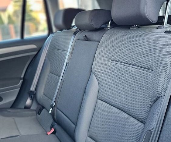 VOLKSWAGEN Golf  | FWD (przód) | Manualna | 110 KM | Czarny full