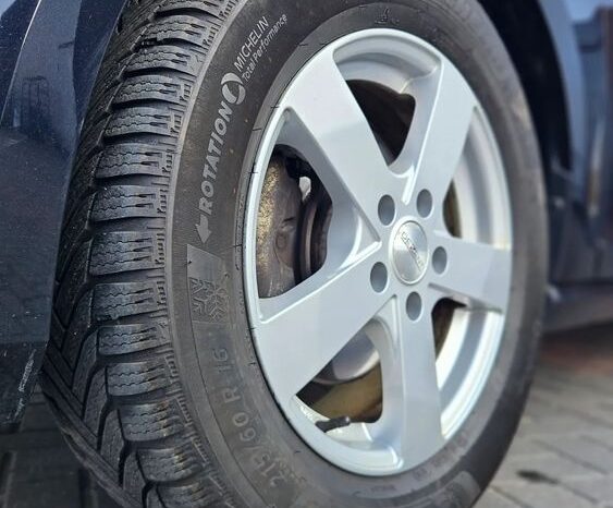 VOLKSWAGEN Golf  | FWD (przód) | Manualna | 110 KM | Czarny full