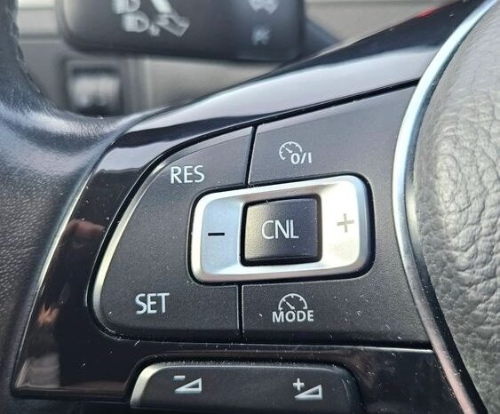 VOLKSWAGEN Golf  | FWD (przód) | Manualna | 110 KM | Czarny full