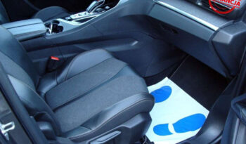 PEUGEOT   3008     180 KM    Automatyczna    FWD (przód)    Szary full