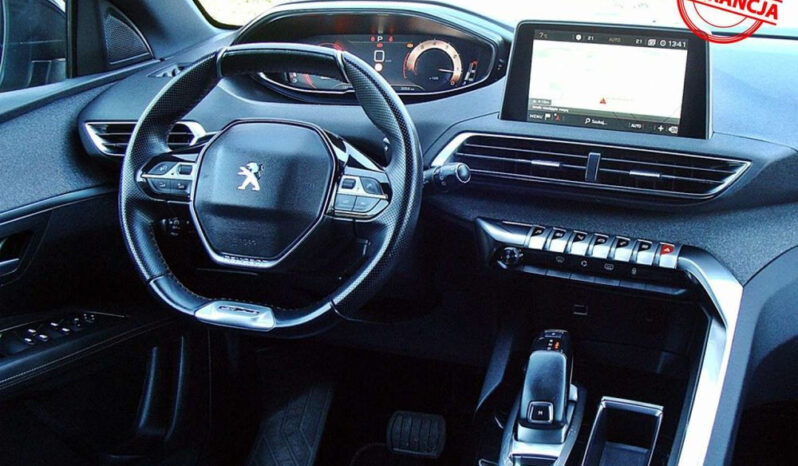 PEUGEOT   3008     180 KM    Automatyczna    FWD (przód)    Szary full