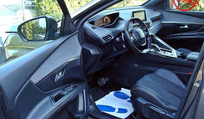 PEUGEOT   3008     180 KM    Automatyczna    FWD (przód)    Szary full