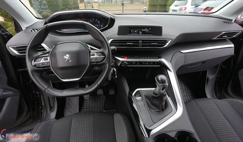 PEUGEOT 3008  | FWD (przód) | Manualna | 130 KM | Zielony full