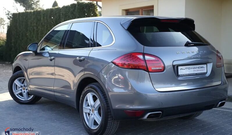 Porsche Cayenne | 4×4 (stały) | Automatyczna | 400 KM | Szary full