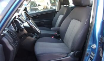 KIA Venga  | FWD (przód) | Manualna | 90 KM | Niebieski full