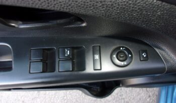 KIA Venga  | FWD (przód) | Manualna | 90 KM | Niebieski full
