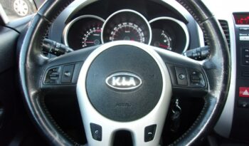 KIA Venga  | FWD (przód) | Manualna | 90 KM | Niebieski full