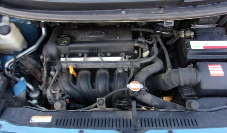 KIA Venga  | FWD (przód) | Manualna | 90 KM | Niebieski full