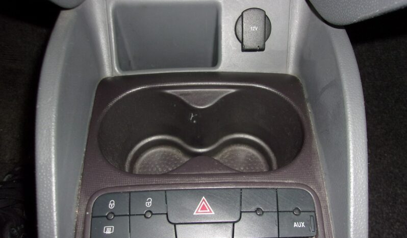 SEAT Ibiza  | FWD (przód) | Manualna | 85 KM | bialy full