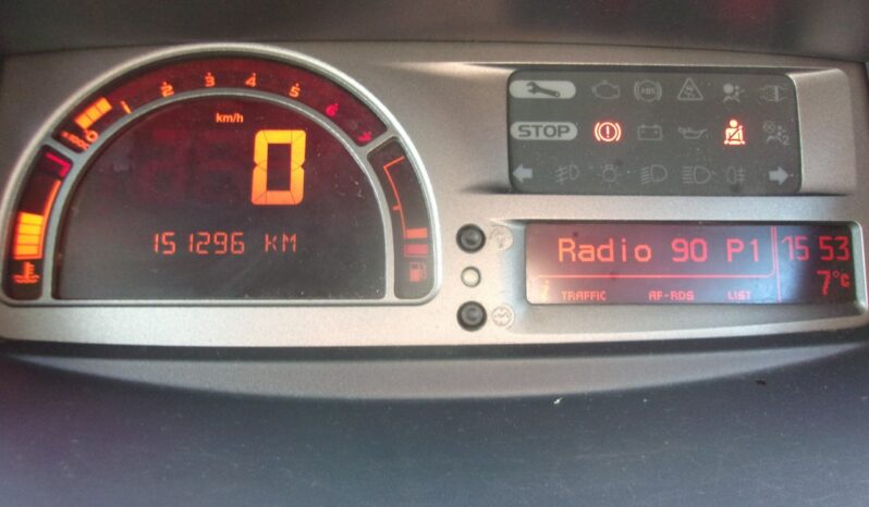 RENAULT Modus  | FWD (przód) | Manualna | 100 KM | Czarny full