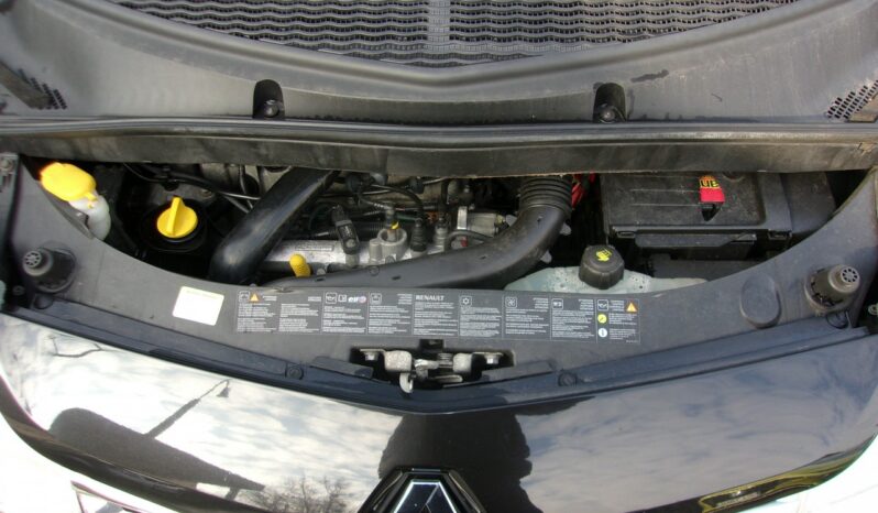 RENAULT Modus  | FWD (przód) | Manualna | 100 KM | Czarny full