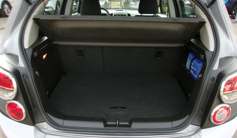 CHEVROLET Aveo  | FWD (przód) | Manualna | 115 KM | Szary full