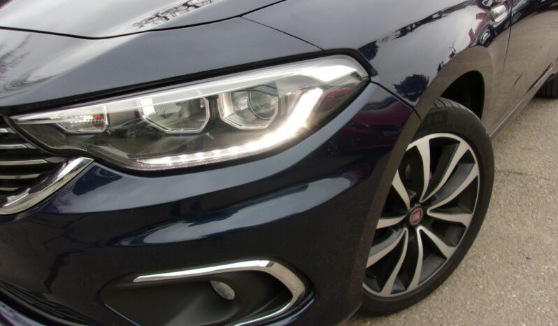 FIAT Tipo  | FWD (przód) | Manualna | 120 KM | granatowy full