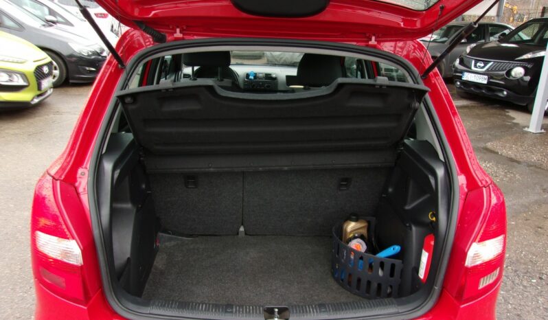 SKODA Fabia  | FWD (przód) | Manualna | 86 KM | Czerwony full