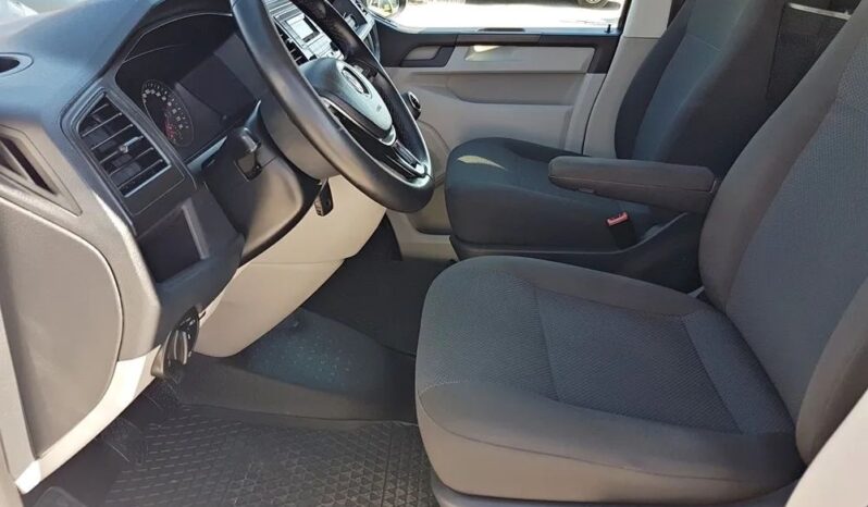 VOLKSWAGEN Transporter | FWD (przód) | Manualna | 150 KM | Srebrny full
