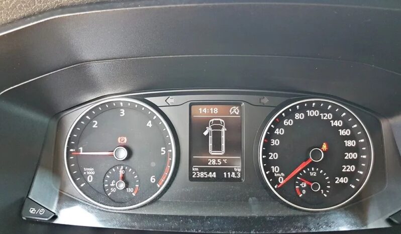 VOLKSWAGEN Transporter | FWD (przód) | Manualna | 150 KM | Srebrny full